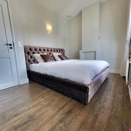 Castle-grounds House With Rooftop View & Jacuzzi * Ghent